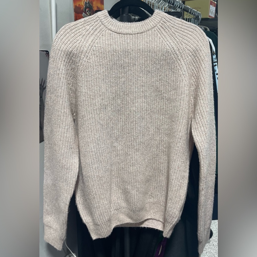 ALESBURY KEYTON CHUNKY TIBB CREWNECK SWEATER BEIGE - M (USED GREY FOR MODEL)